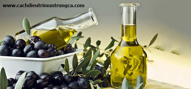 Thực hư cách dùng dầu oliu trị mụn?